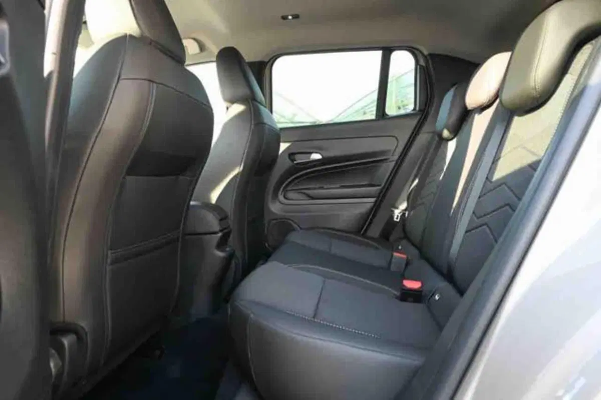 Jeep Avenger nuova a Torino (15)