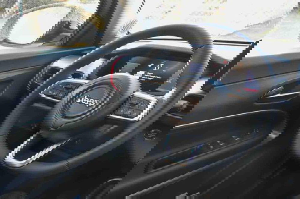 Jeep Avenger nuova a Torino (20)