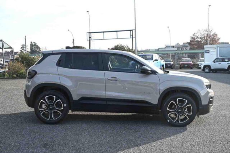 Jeep Avenger nuova a Torino (4)