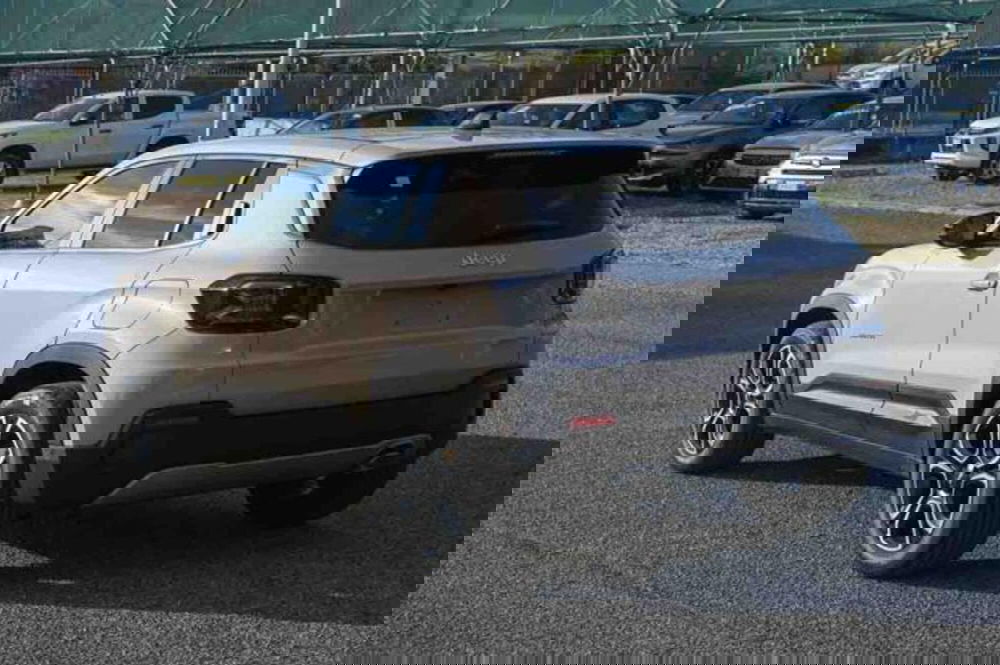 Jeep Avenger nuova a Torino (7)