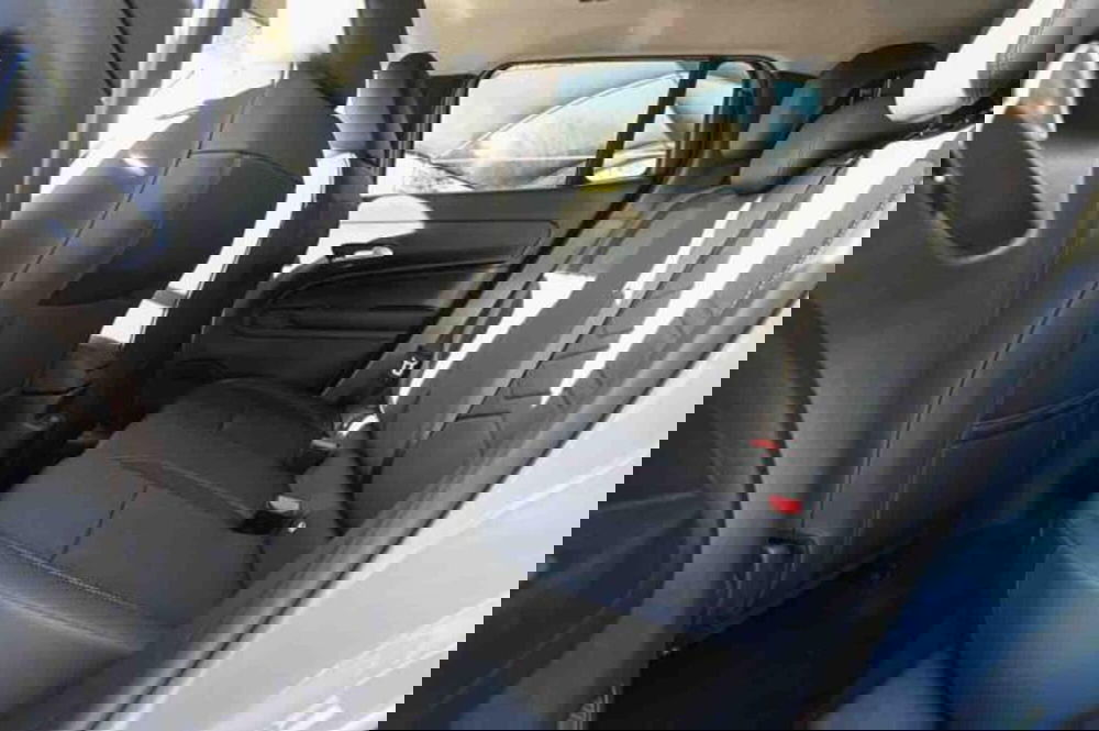 Jeep Avenger nuova a Torino (15)