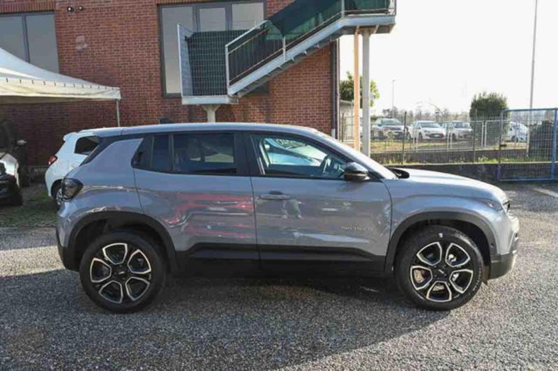 Jeep Avenger nuova a Torino (4)