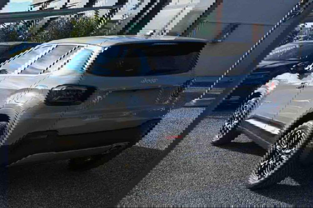 Jeep Avenger nuova a Torino (7)