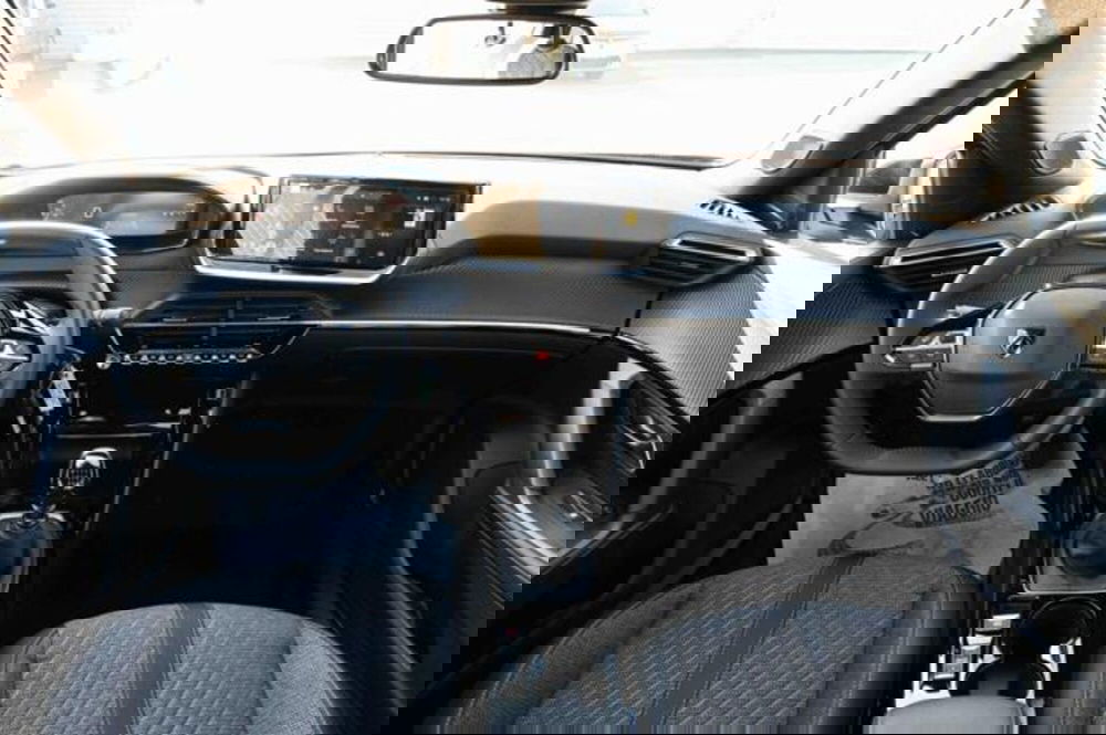 Peugeot 2008 nuova a Torino (11)