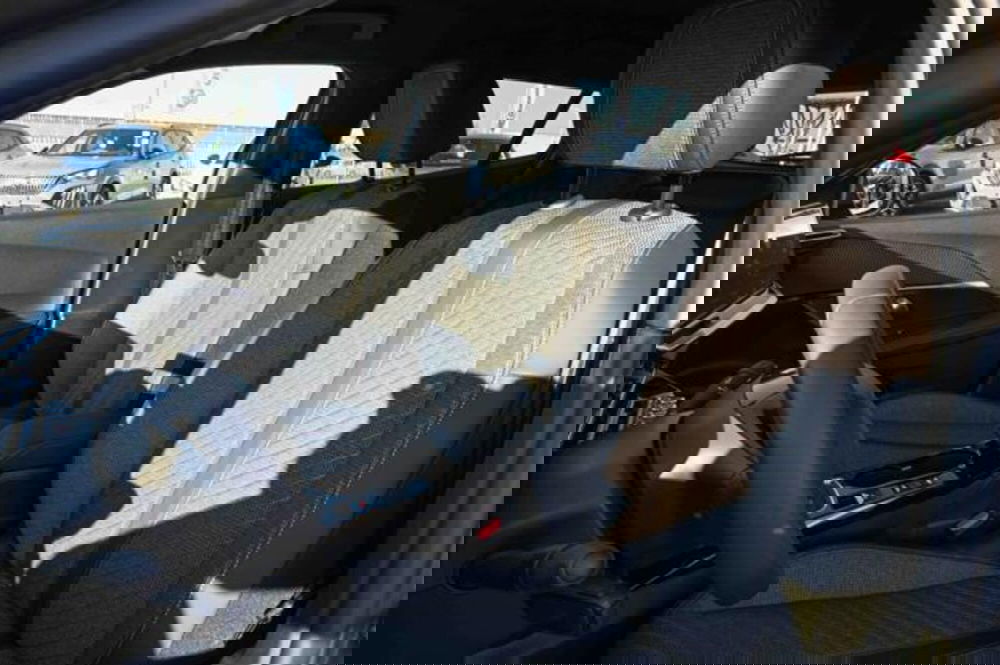 Peugeot 2008 nuova a Torino (14)