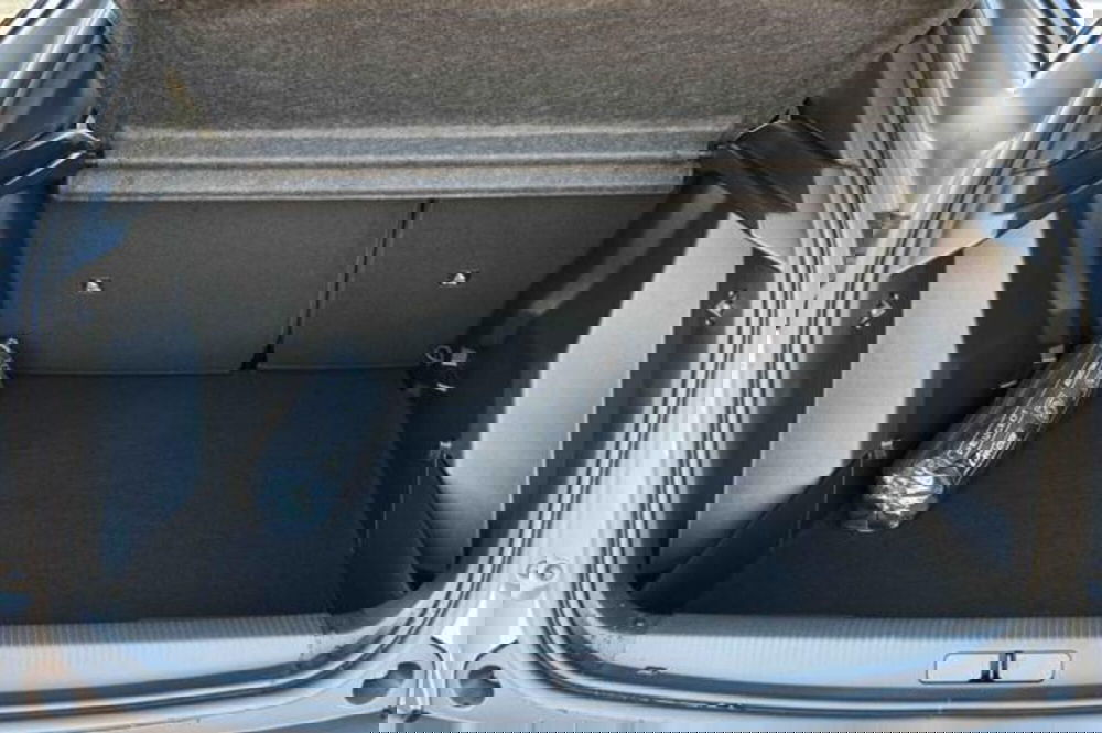 Peugeot 2008 nuova a Torino (9)