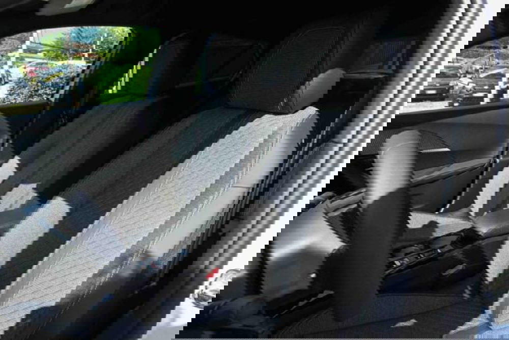 Peugeot 2008 nuova a Torino (14)