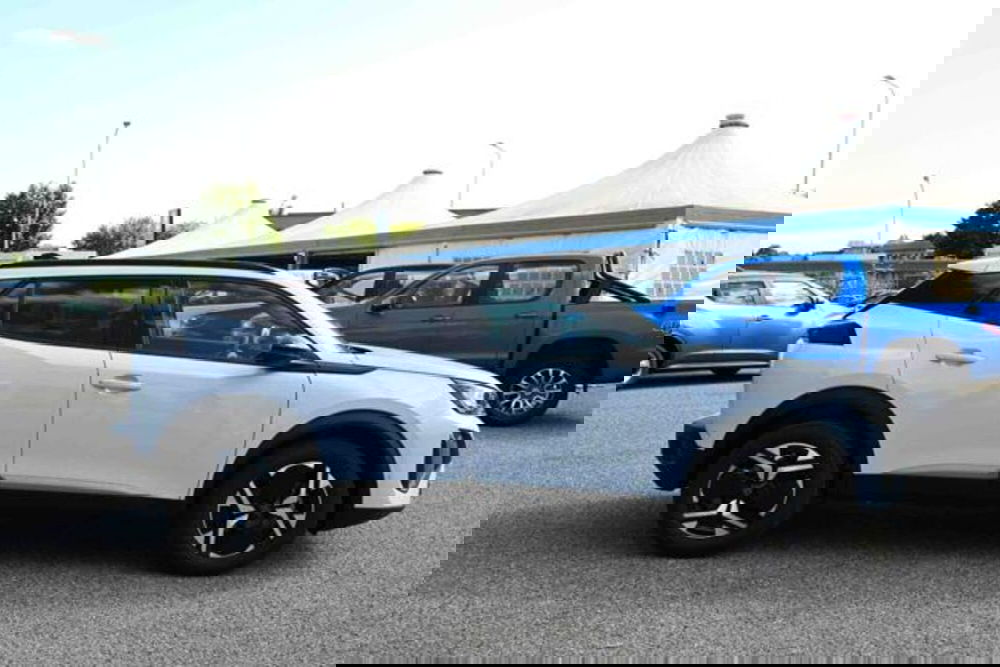 Peugeot 2008 nuova a Torino (4)