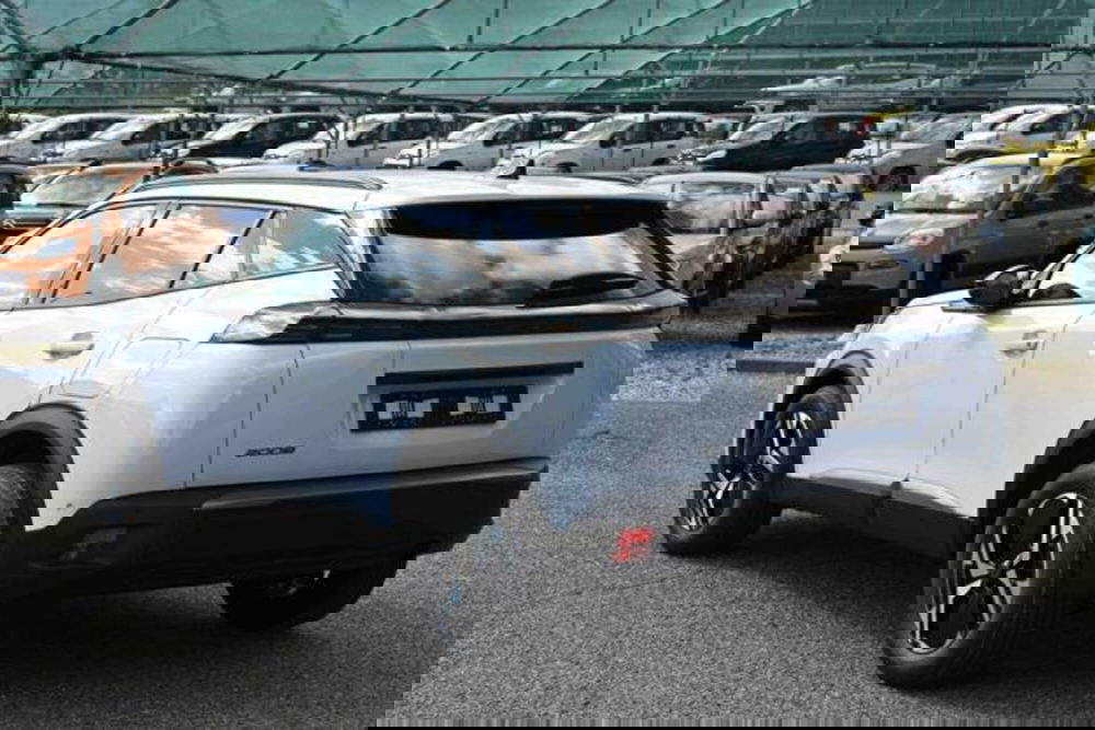 Peugeot 2008 nuova a Torino (7)