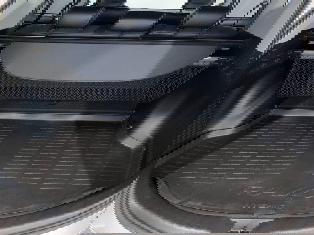 Toyota Rav4 usata a Torino (8)