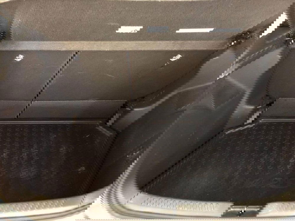 Toyota Yaris Cross usata a Torino (7)