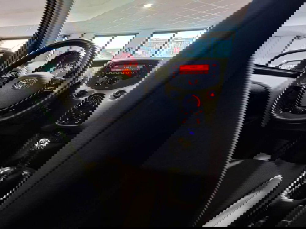 Toyota Aygo usata a Torino (10)