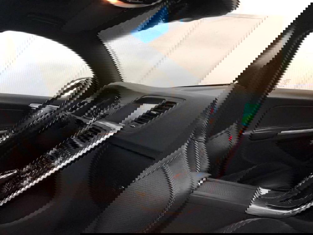 Volvo V60 usata a Torino (8)