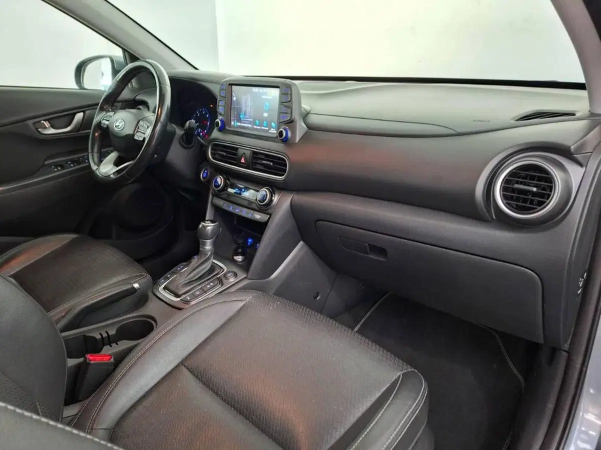 Hyundai Kona usata a Torino (13)
