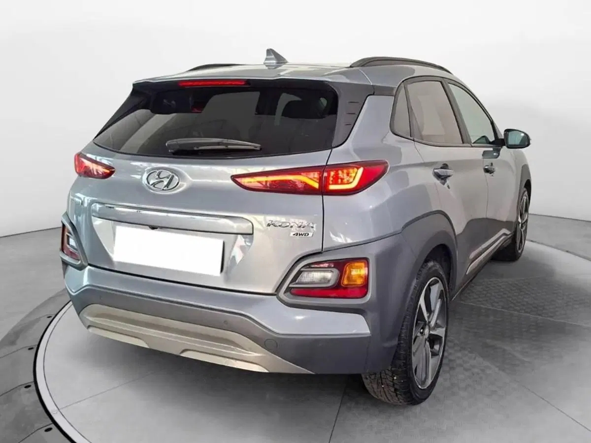 Hyundai Kona usata a Torino (4)