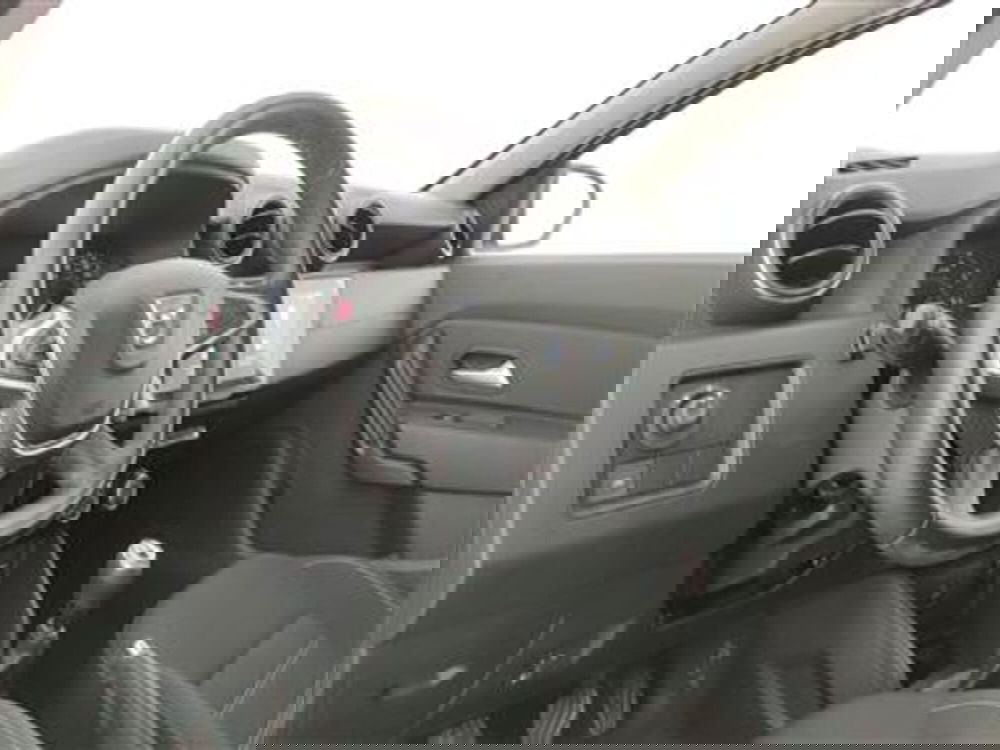 Dacia Duster usata a Bari (13)