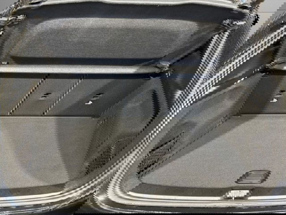 Mercedes-Benz GLA SUV nuova a Bologna (7)