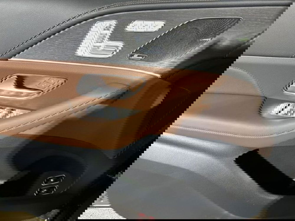 Mercedes-Benz EQE SUV nuova a Bologna (10)