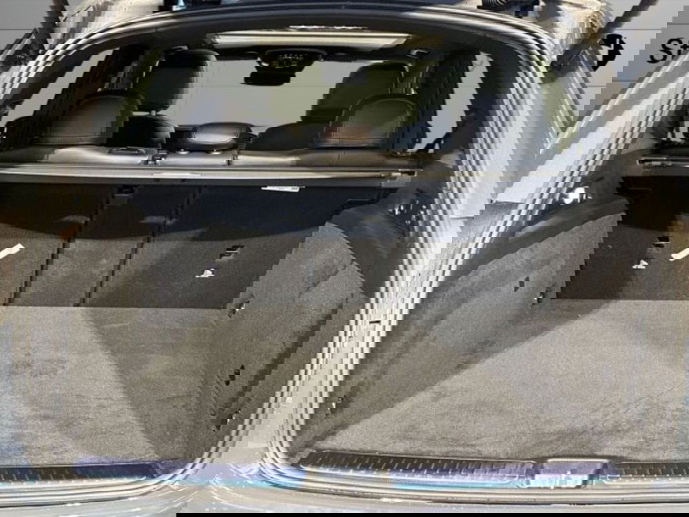 Mercedes-Benz EQE SUV nuova a Bologna (7)