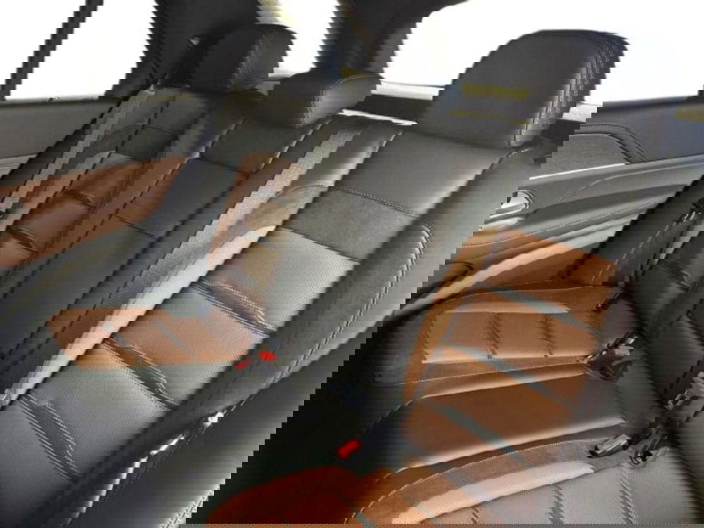 Mercedes-Benz EQE SUV nuova a Bologna (9)