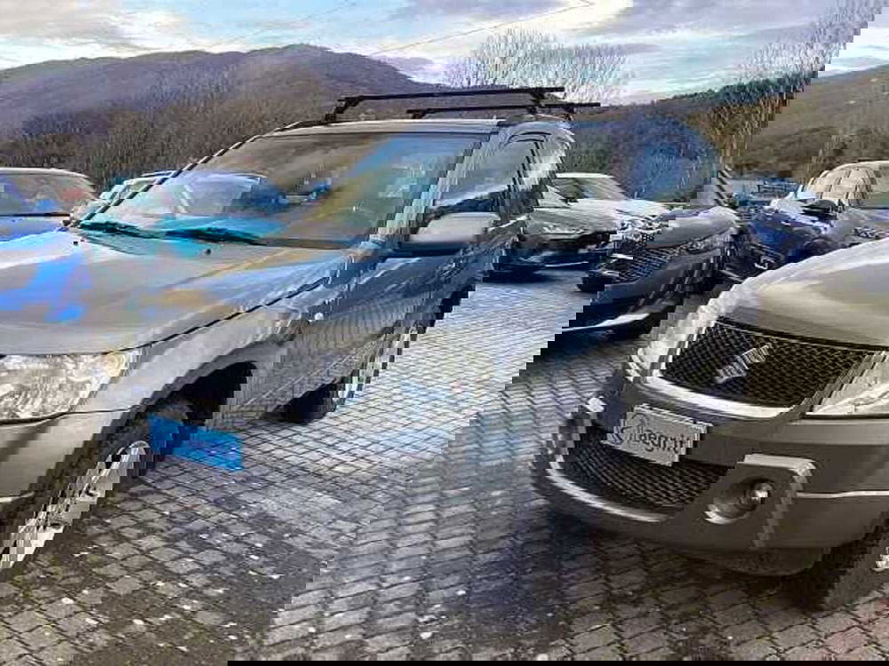 Suzuki Grand Vitara usata a Roma