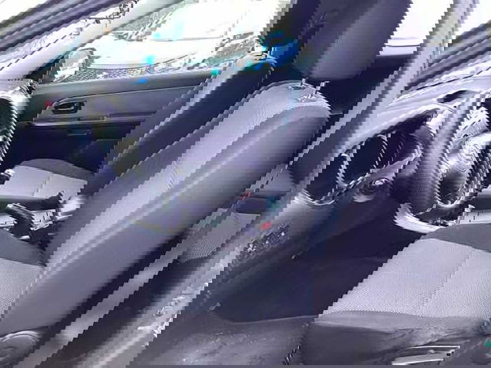 Suzuki Grand Vitara usata a Roma (12)