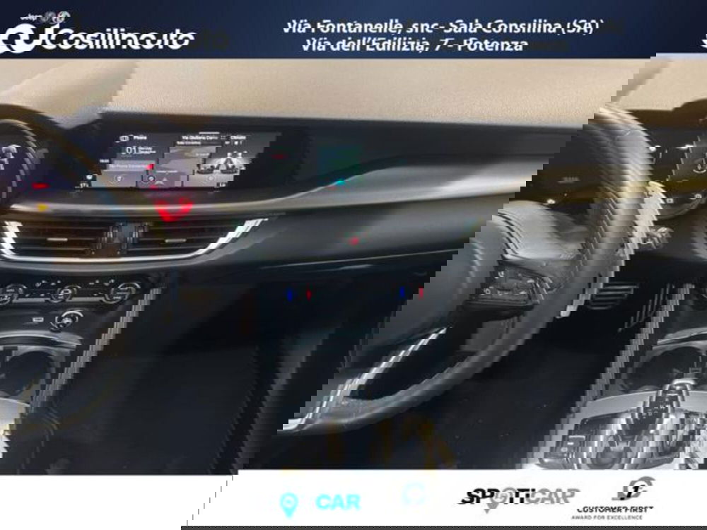 Alfa Romeo Stelvio usata a Salerno (13)