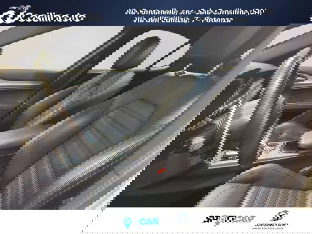 Alfa Romeo Stelvio usata a Salerno (9)