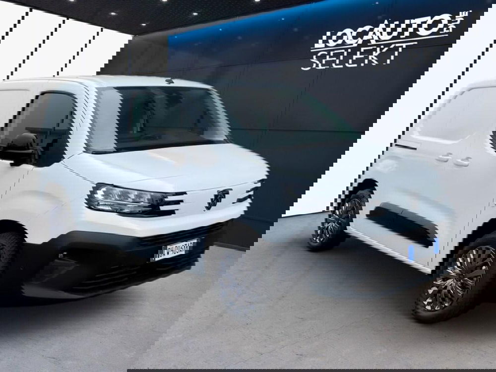 Peugeot Partner Furgone nuova a Torino (3)