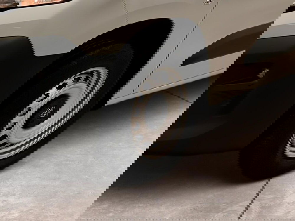 Peugeot Partner Furgone nuova a Torino (15)