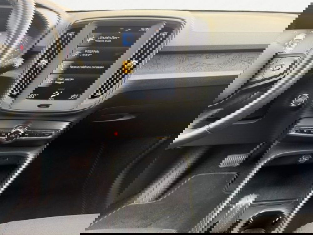 Volvo XC40 usata a Treviso (13)