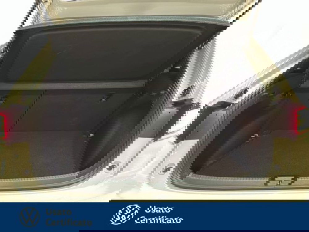 Volkswagen Taigo usata a Vicenza (18)