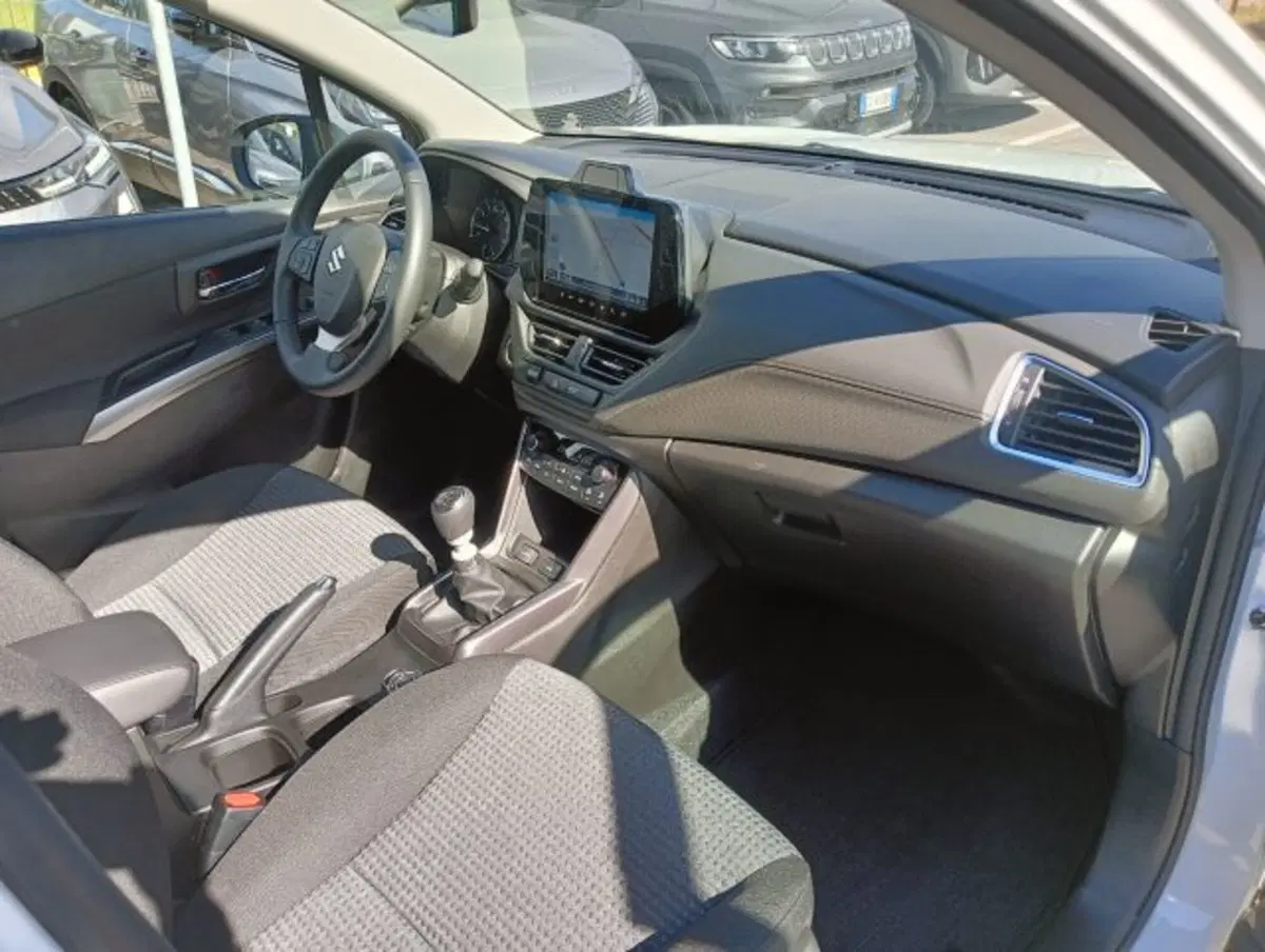 Suzuki S-Cross nuova a Brescia (19)