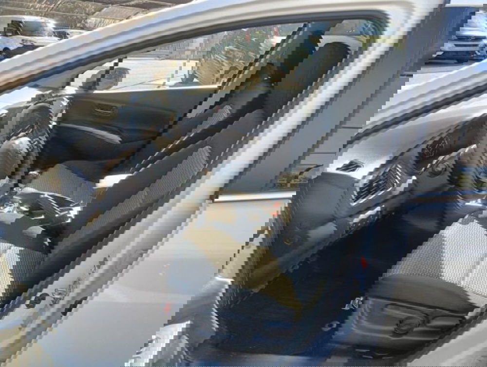 Suzuki S-Cross nuova a Brescia (9)