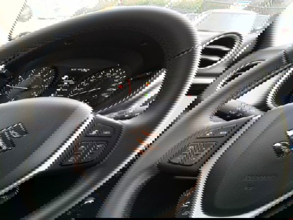 Suzuki Vitara nuova a Brescia (8)