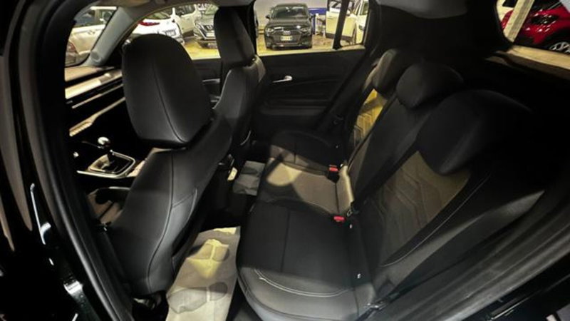 Jeep Avenger usata a Reggio Emilia (11)