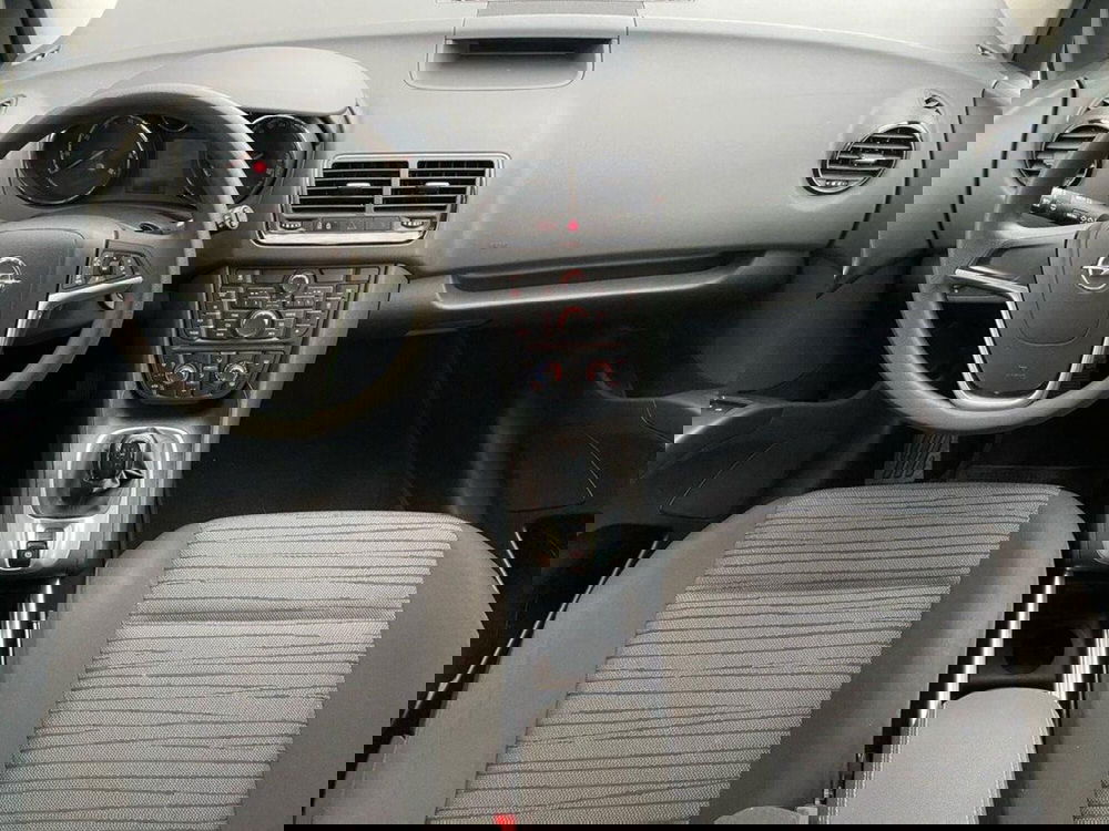 Opel Meriva usata a Torino (5)