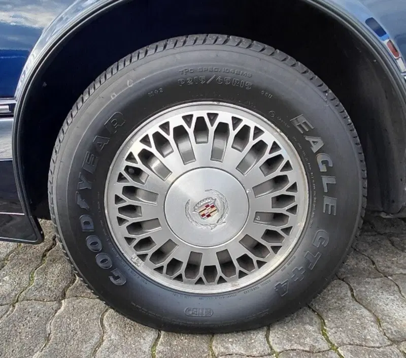 Cadillac Seville usata a Cosenza (17)