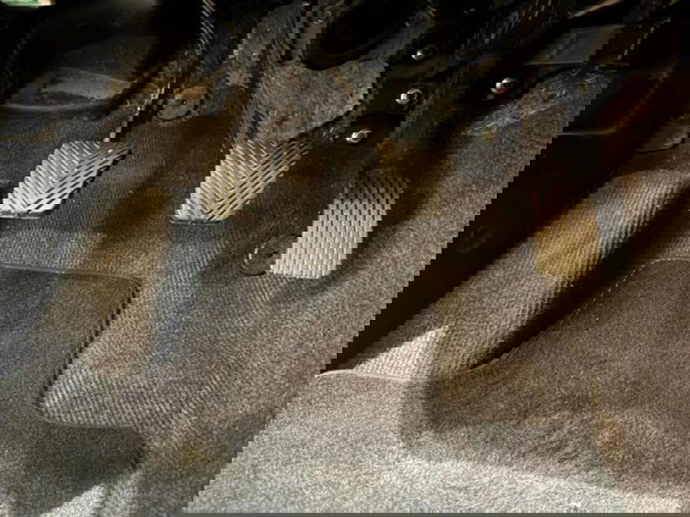 Mitsubishi L200 usata a Sassari (19)