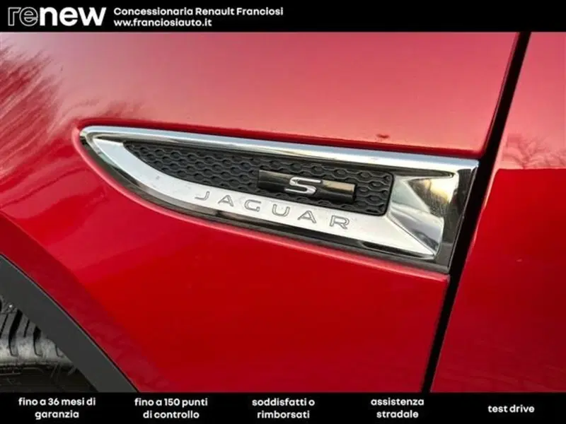 Jaguar E-Pace usata a Modena (19)