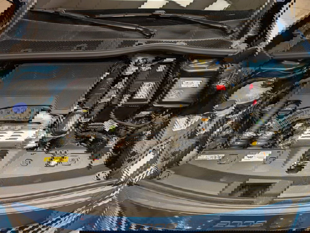 Peugeot 2008 nuova a Ascoli Piceno (10)