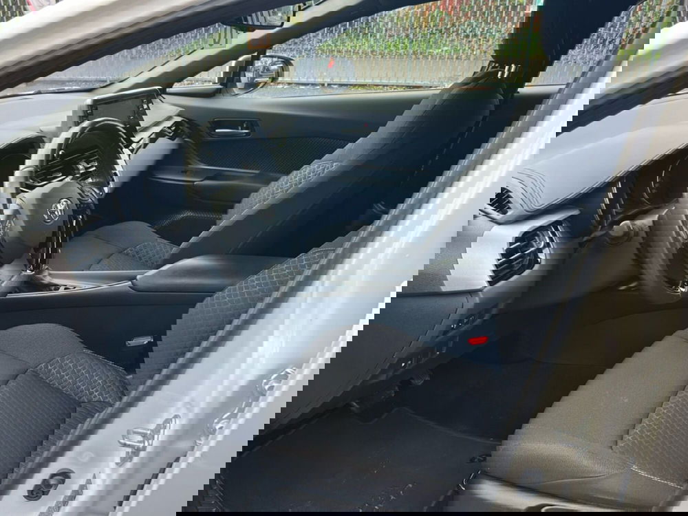 Toyota Toyota C-HR usata a Piacenza (13)
