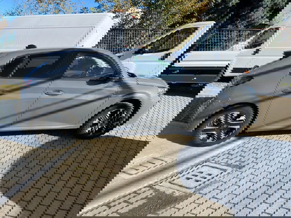 Peugeot 208 usata a Milano (5)