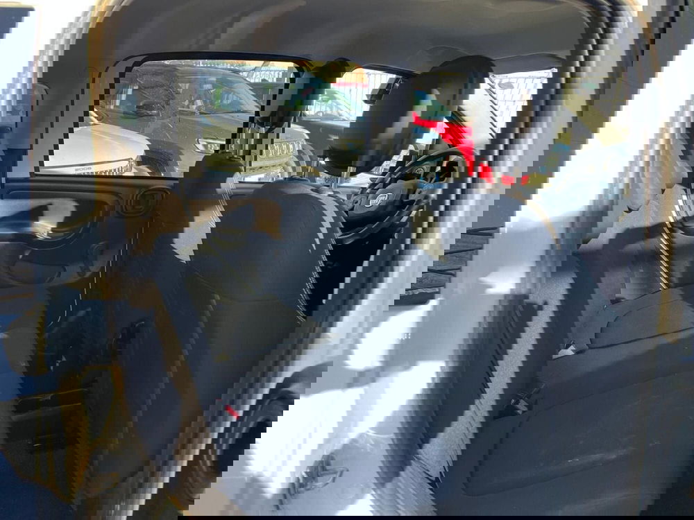 Fiat Panda Cross usata a Milano (13)