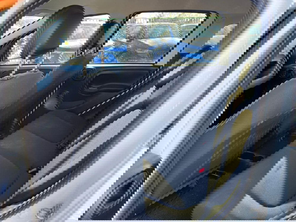 Fiat Panda Cross usata a Milano (14)