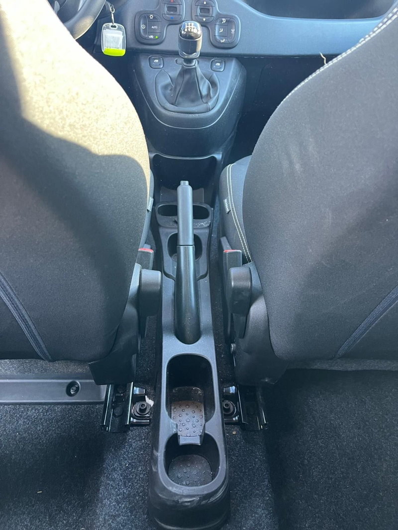 Fiat Panda Cross usata a Milano (18)