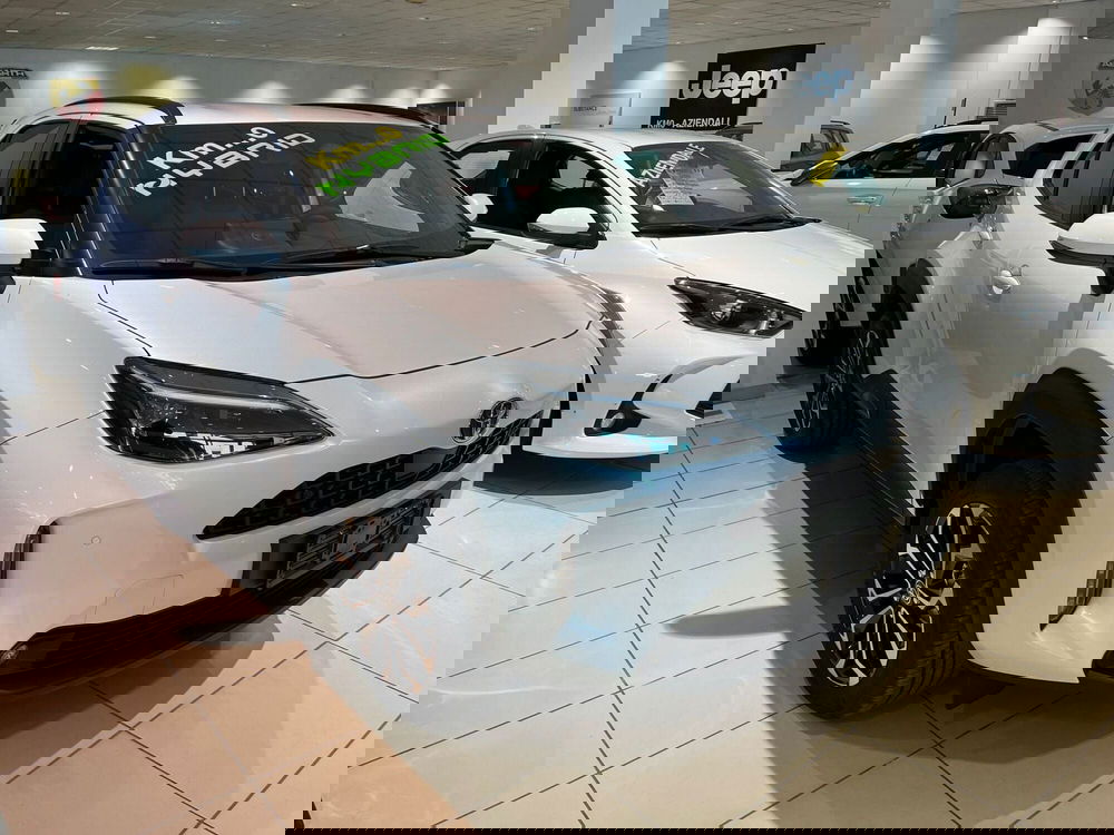 Toyota Yaris Cross nuova a Milano (3)