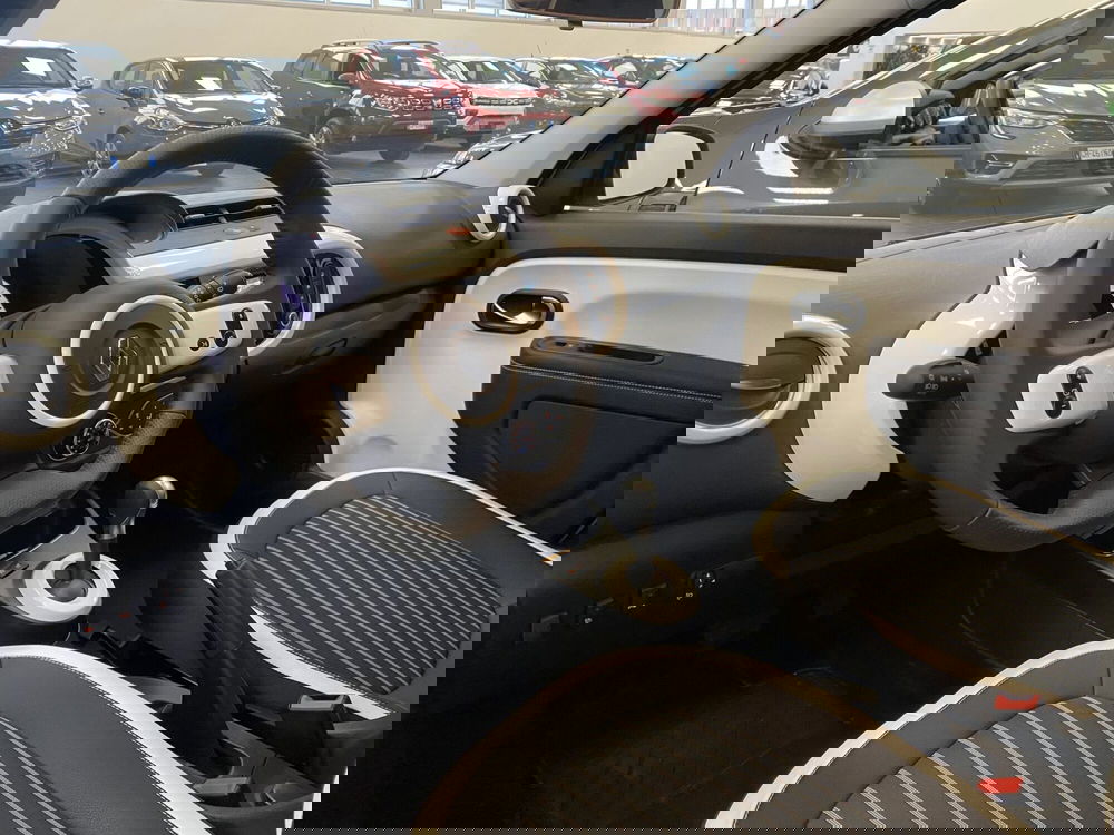 Renault Twingo nuova a Monza e Brianza (10)