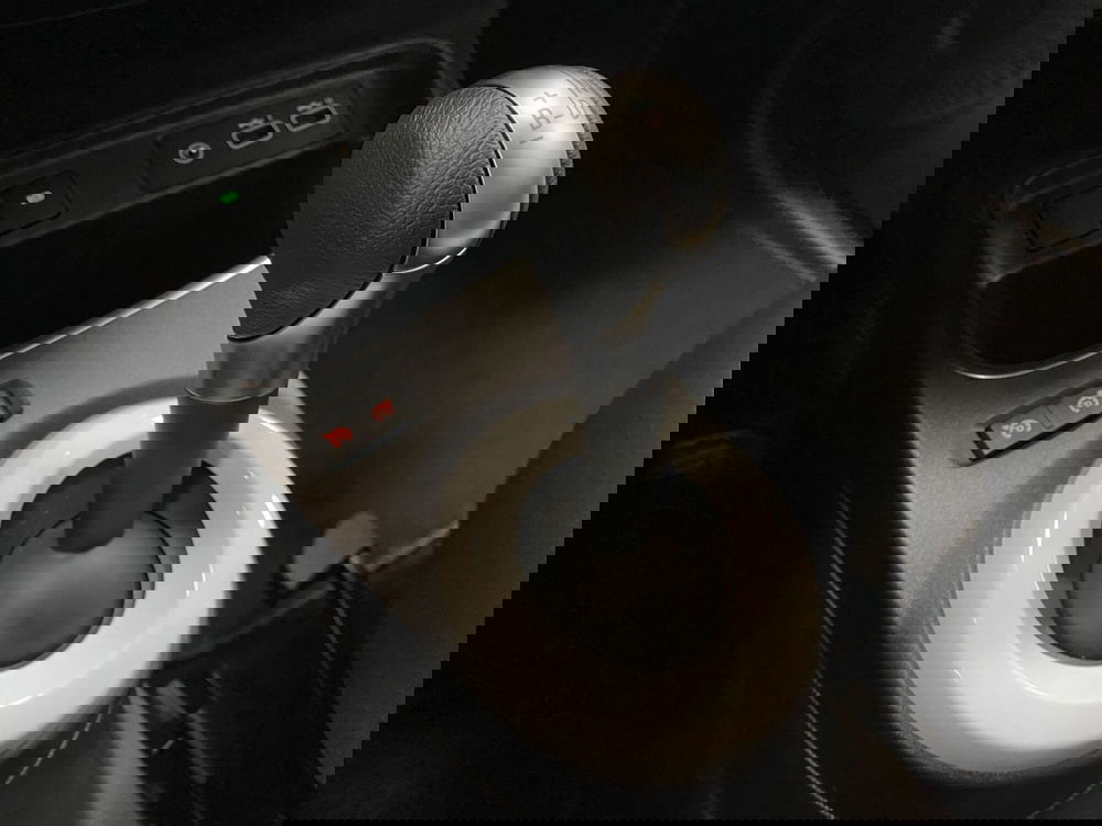 Renault Twingo nuova a Monza e Brianza (9)