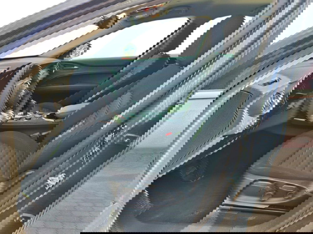 Alfa Romeo Stelvio usata a Pistoia (7)